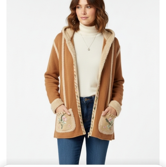 Storybook Knits Jackets & Blazers - Vtg Storybook Knits Tan Teddy Jacket sweater with zipper and hoody.